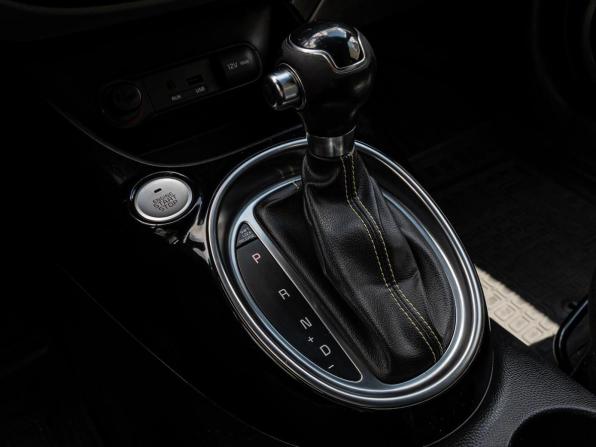 Kia Soul II с пробегом 2014 года, цена 1 100 000 рублей, 323113 км, хэтчбек, Автокод Объявления