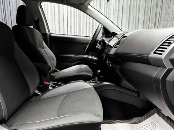 Mitsubishi Outlander II Рестайлинг с пробегом 2011 года, цена 1 250 000 рублей, 263114 км, внедорожник, Автокод Объявления