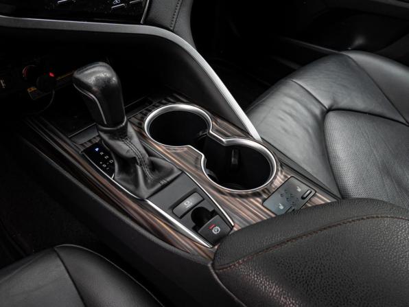Toyota Camry VIII (XV70) с пробегом 2019 года, цена 3 040 000 рублей, 88353 км, седан, Автокод Объявления