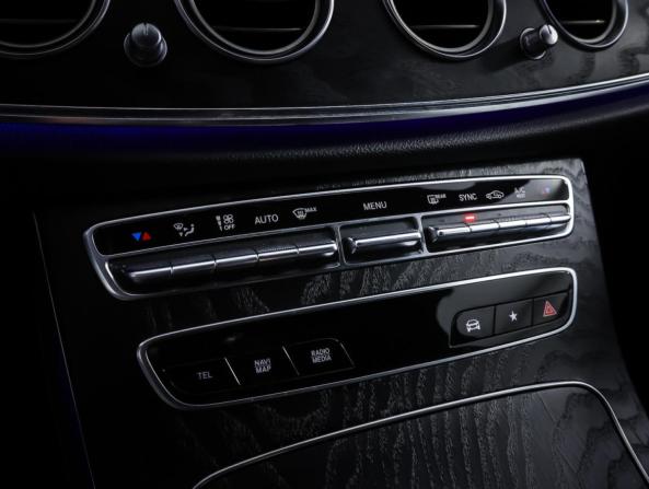 Mercedes-Benz E-Класс V (W213 S213 C238) Рестайлинг с пробегом 2020 года, цена 4 054 000 рублей, 109222 км, седан, Автокод Объявления