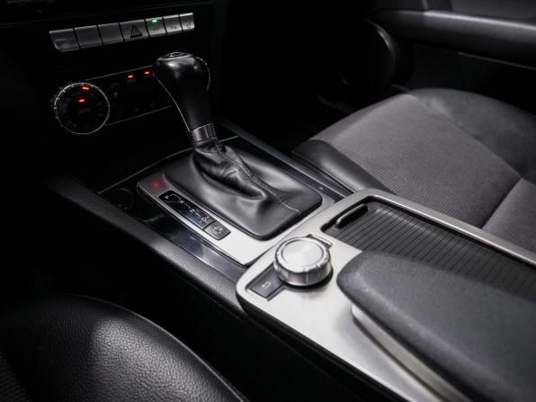 Mercedes-Benz C-Класс III (W204) Рестайлинг с пробегом 2013 года, цена 1 655 000 рублей, 197090 км, седан, Автокод Объявления