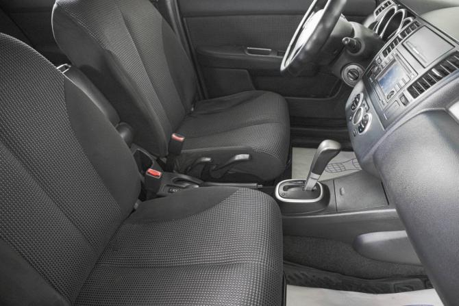 Nissan Tiida I Рестайлинг с пробегом 2010 года, цена 689 000 рублей, 281000 км, седан, Автокод Объявления