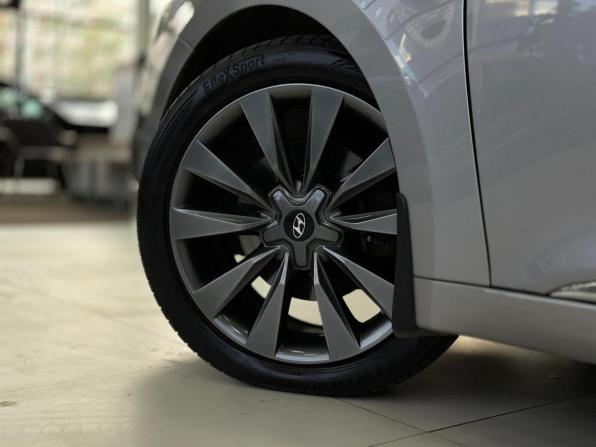 Hyundai Grandeur V с пробегом 2012 года, цена 1 590 000 рублей, 131336 км, седан, Автокод Объявления