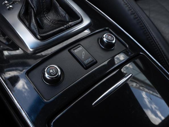 Infiniti FX II (S51) Рестайлинг с пробегом 2013 года, цена 1 699 000 рублей, 157233 км, внедорожник, Автокод Объявления