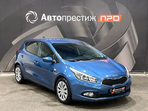 Kia Ceed II с пробегом 2015 года, цена 1 024 000 рублей, 171596 км, хэтчбек, Автокод Объявления
