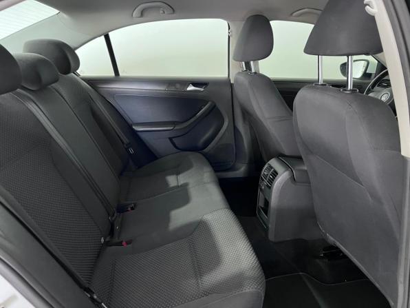 Volkswagen Jetta VI Рестайлинг с пробегом 2014 года, цена 1 150 000 рублей, 173596 км, седан, Автокод Объявления