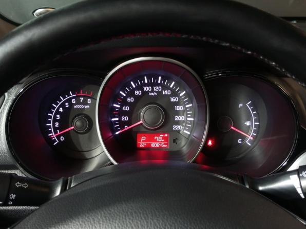 Kia Rio III Рестайлинг с пробегом 2015 года, цена 1 080 000 рублей, 180646 км, седан, Автокод Объявления