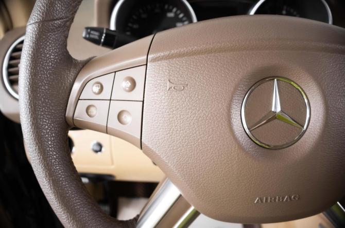 Mercedes-Benz M-Класс II (W164) с пробегом 2007 года, цена 1 799 000 рублей, 188523 км, внедорожник, Автокод Объявления