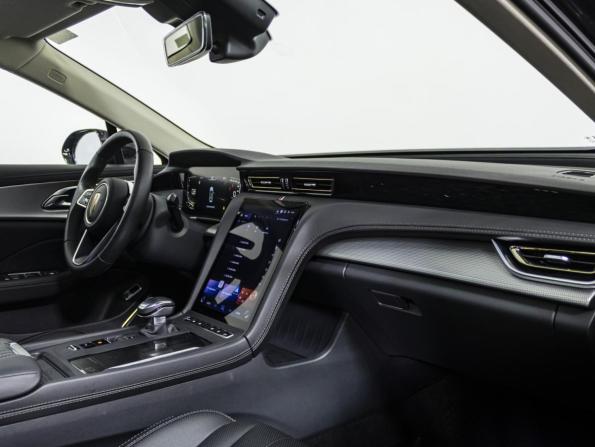 Hongqi H5 II с пробегом 2023 года, цена 3 220 000 рублей, 15652 км, седан, Автокод Объявления