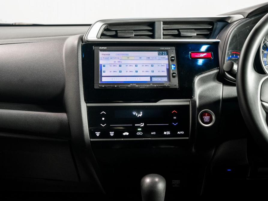Honda Fit III Чита  - изображение 10