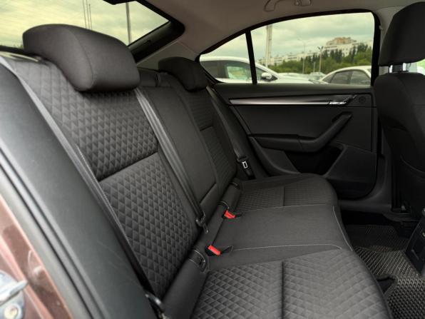 Skoda Octavia III (A7) Рестайлинг с пробегом 2017 года, цена 1 600 000 рублей, 171586 км, лифтбек, Автокод Объявления