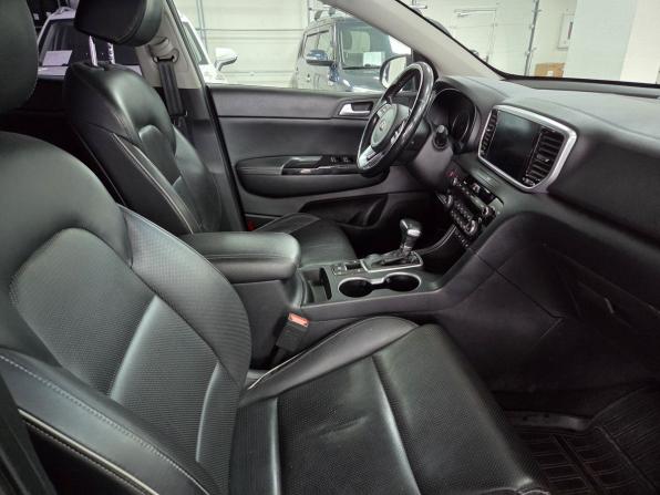 Kia Sportage IV Рестайлинг с пробегом 2021 года, цена 2 499 000 рублей, 150506 км, внедорожник, Автокод Объявления