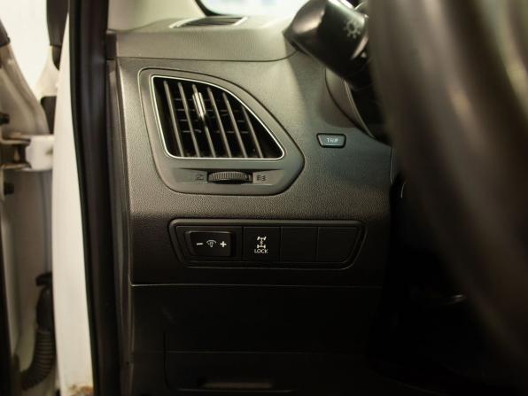 Hyundai ix35 I с пробегом 2012 года, цена 1 140 000 рублей, 209748 км, внедорожник, Автокод Объявления