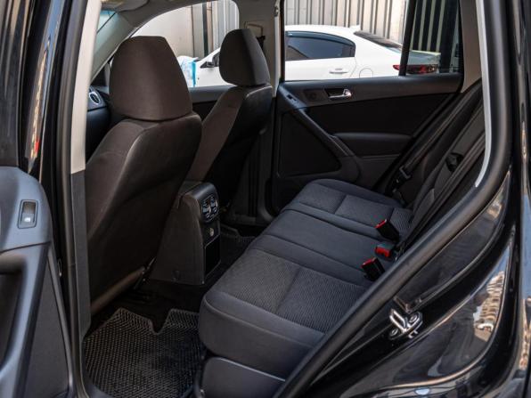 Volkswagen Tiguan I Рестайлинг с пробегом 2012 года, цена 1 298 000 рублей, 134848 км, внедорожник, Автокод Объявления