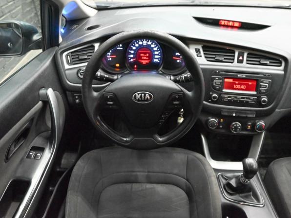 Kia Ceed II с пробегом 2013 года, цена 995 000 рублей, 174469 км, универсал, Автокод Объявления