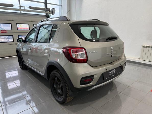 Renault Sandero II Рестайлинг с пробегом 2019 года, цена 1 111 000 рублей, 120000 км, хэтчбек, Автокод Объявления