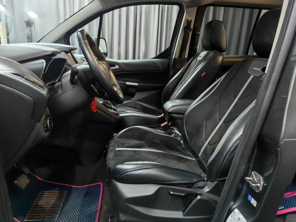Ford Tourneo Connect II с пробегом 2015 года, цена 1 850 000 рублей, 123537 км, минивэн, Автокод Объявления