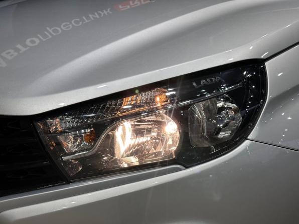 Lada (ВАЗ) Vesta I с пробегом 2019 года, цена 1 025 000 рублей, 72320 км, седан, Автокод Объявления