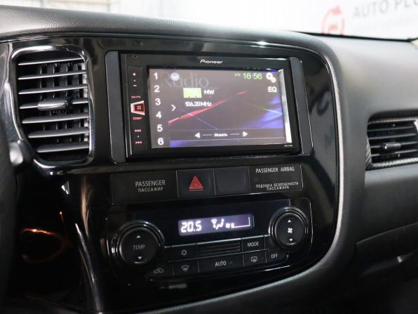Mitsubishi Outlander III Рестайлинг 2 с пробегом 2016 года, цена 1 490 000 рублей, 169678 км, внедорожник, Автокод Объявления