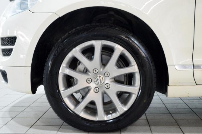 Volkswagen Touareg I Рестайлинг с пробегом 2009 года, цена 1 340 000 рублей, 141458 км, внедорожник, Автокод Объявления