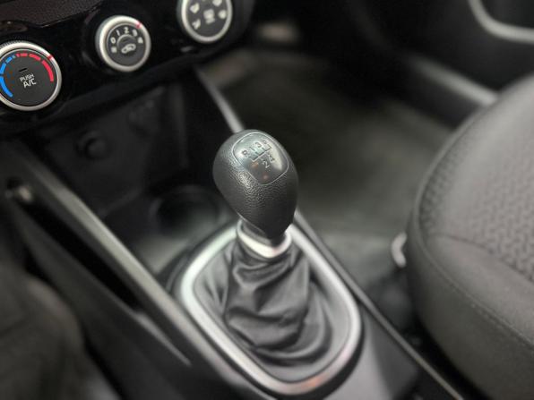 Kia Rio III Рестайлинг с пробегом 2016 года, цена 990 000 рублей, 130556 км, хэтчбек, Автокод Объявления