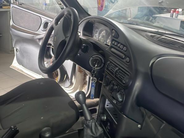 Chevrolet Niva I Рестайлинг с пробегом 2009 года, цена 252 000 рублей, 285992 км, внедорожник, Автокод Объявления