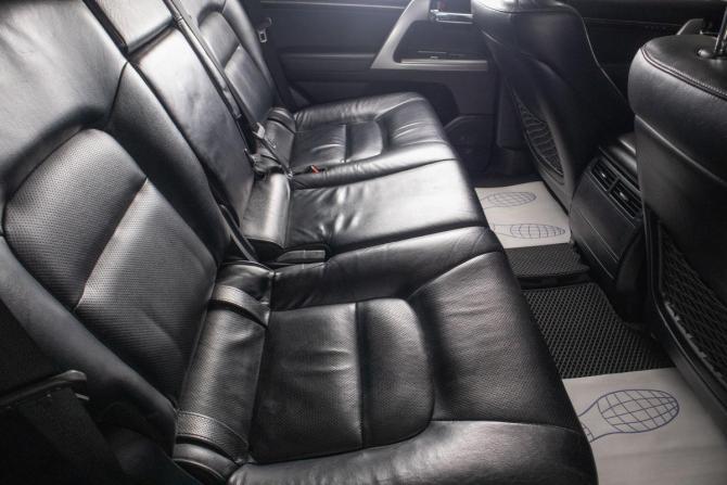 Toyota Land Cruiser 200 Series Рестайлинг 1 с пробегом 2013 года, цена 3 899 000 рублей, 288584 км, внедорожник, Автокод Объявления