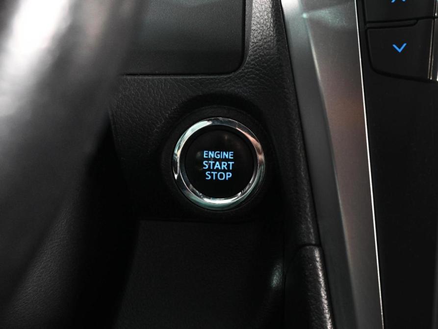 Toyota Camry VII (XV50) Рестайлинг Ростов-на-Дону  - изображение 18