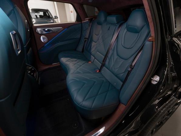 BMW XM с пробегом 2025 года, цена 20 340 000 рублей, 11128 км, внедорожник, Автокод Объявления