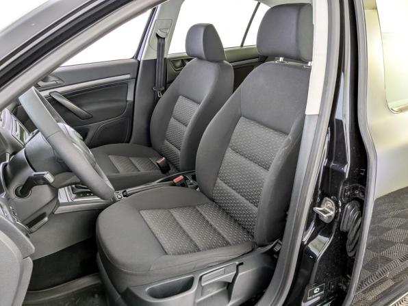 Skoda Octavia II (A5) Рестайлинг с пробегом 2011 года, цена 1 160 000 рублей, 107050 км, лифтбек, Автокод Объявления