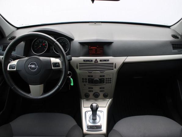 Opel Astra H Рестайлинг с пробегом 2007 года, цена 399 000 рублей, 196573 км, хэтчбек, Автокод Объявления