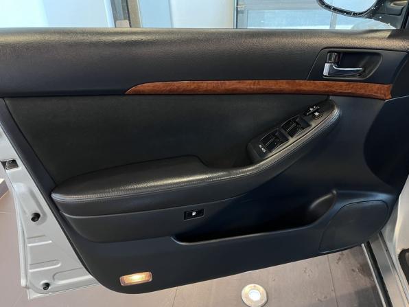Toyota Avensis II Рестайлинг с пробегом 2008 года, цена 680 000 рублей, 392679 км, седан, Автокод Объявления