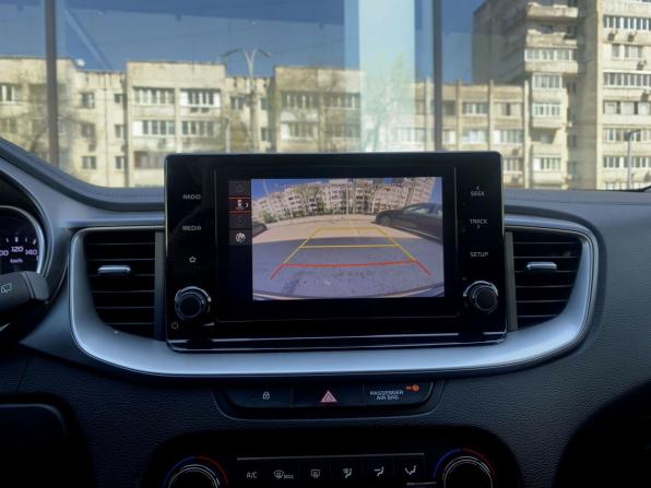 Kia Ceed III с пробегом 2021 года, цена 2 204 000 рублей, 39095 км, универсал, Автокод Объявления