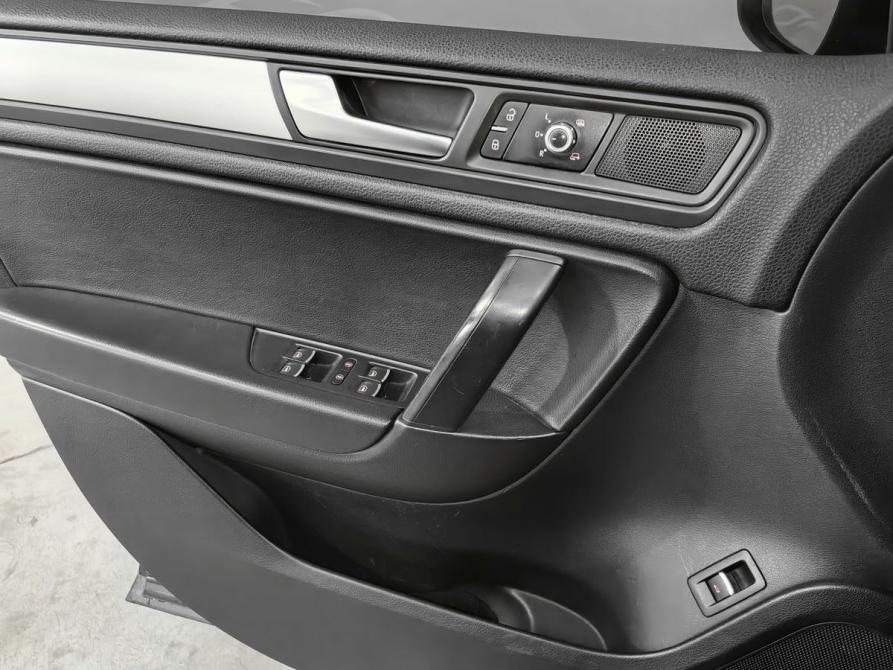 Volkswagen Touareg II Новосибирск  - изображение 24