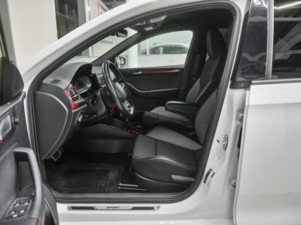 Volkswagen Polo VI с пробегом 2021 года, цена 1 599 000 рублей, 120642 км, лифтбек, Автокод Объявления
