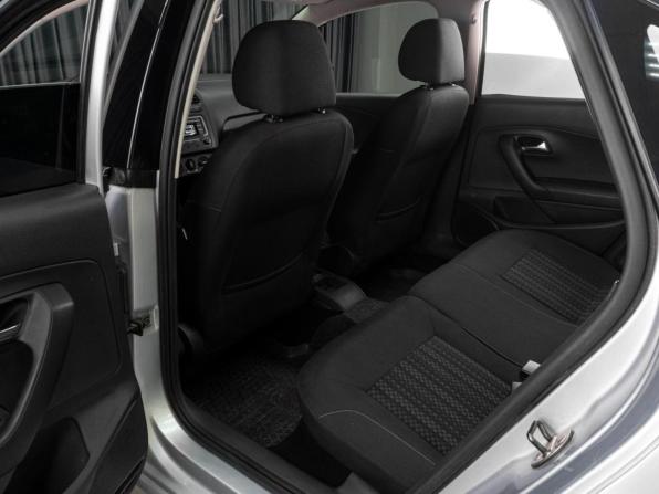 Volkswagen Polo V Рестайлинг с пробегом 2017 года, цена 1 099 000 рублей, 86408 км, седан, Автокод Объявления
