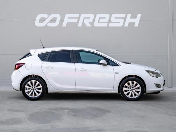 Opel Astra J с пробегом 2011 года, цена 710 000 рублей, 165731 км, хэтчбек, Автокод Объявления