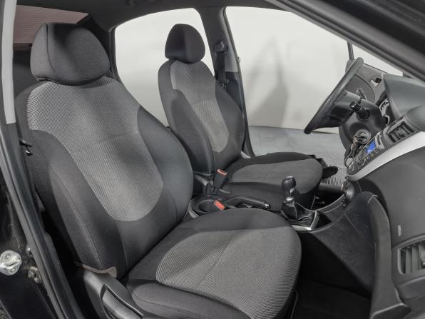 Hyundai Solaris I с пробегом 2012 года, цена 589 000 рублей, 244165 км, седан, Автокод Объявления