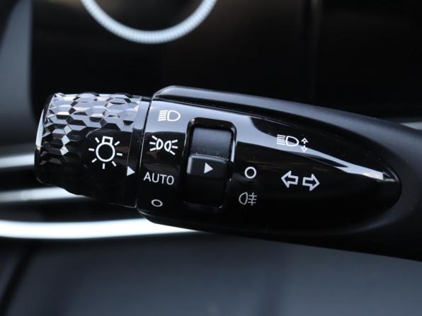 Hyundai Elantra VII (CN7) с пробегом 2022 года, цена 2 190 000 рублей, 38796 км, седан, Автокод Объявления