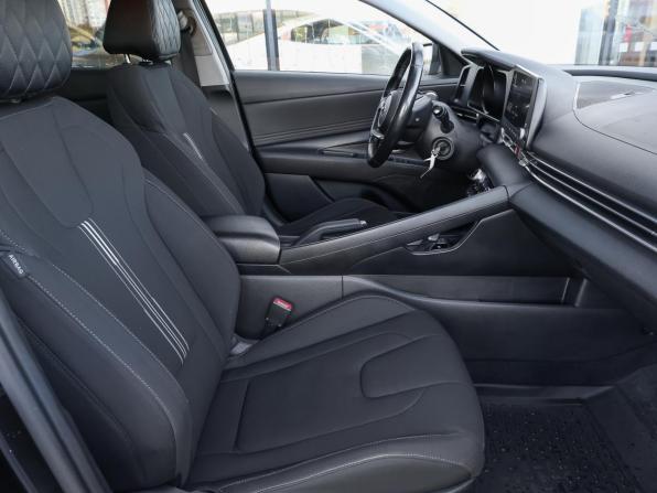 Hyundai Elantra VII (CN7) с пробегом 2021 года, цена 1 298 000 рублей, 343500 км, седан, Автокод Объявления