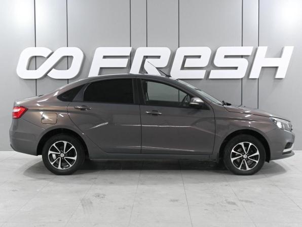 Lada (ВАЗ) Vesta I с пробегом 2016 года, цена 849 000 рублей, 135399 км, седан, Автокод Объявления