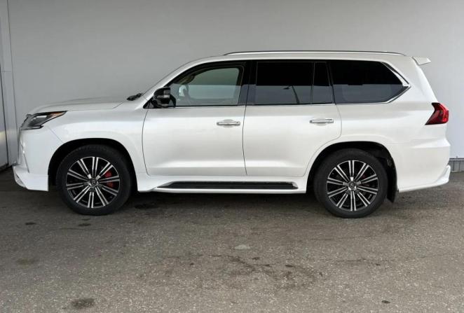 Lexus LX III Рестайлинг 2 с пробегом 2018 года, цена 8 490 000 рублей, 153969 км, внедорожник, Автокод Объявления