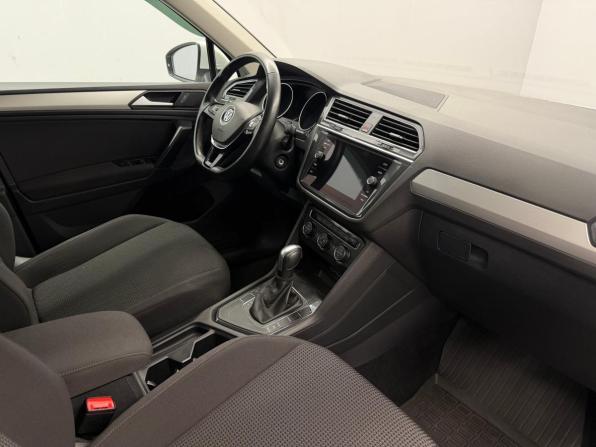 Volkswagen Tiguan II с пробегом 2020 года, цена 2 353 000 рублей, 60012 км, внедорожник, Автокод Объявления