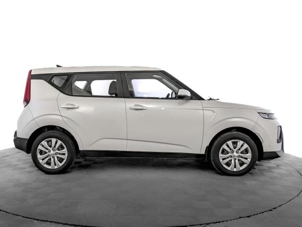 Kia Soul III с пробегом 2022 года, цена 2 080 000 рублей, 65135 км, хэтчбек, Автокод Объявления