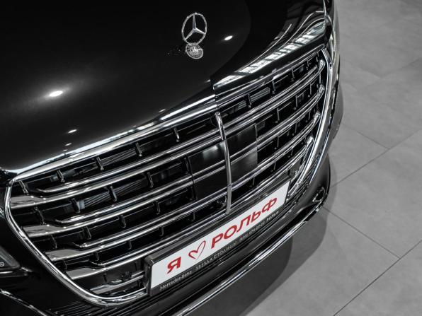 Mercedes-Benz V-Класс III (W447) Рестайлинг 2 с пробегом 2024 года, цена 14 317 000 рублей, 100 км, минивэн, Автокод Объявления