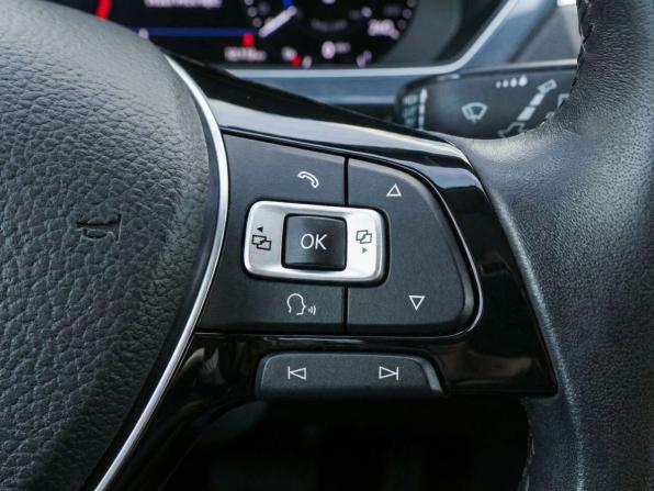 Volkswagen Tiguan II с пробегом 2018 года, цена 2 075 000 рублей, 80704 км, внедорожник, Автокод Объявления