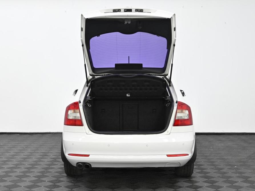 Skoda Octavia II (A5) Рестайлинг Москва  - изображение 5