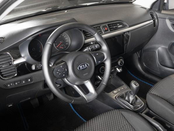 Kia Rio IV с пробегом 2018 года, цена 1 160 600 рублей, 239123 км, хэтчбек, Автокод Объявления