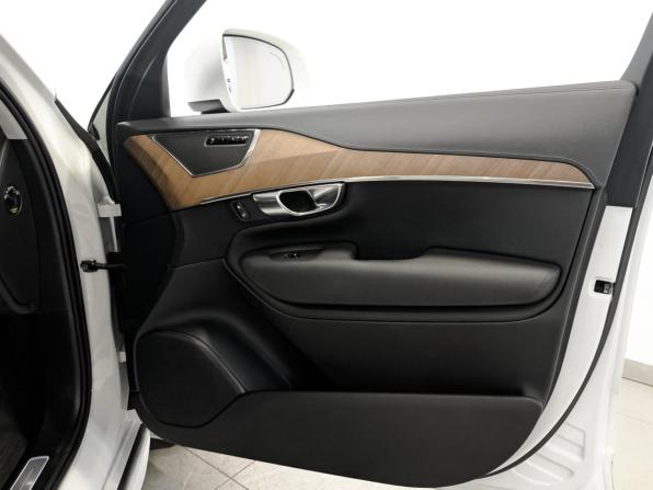 Volvo XC90 II Рестайлинг 1 с пробегом 2021 года, цена 5 245 000 рублей, 61874 км, внедорожник, Автокод Объявления