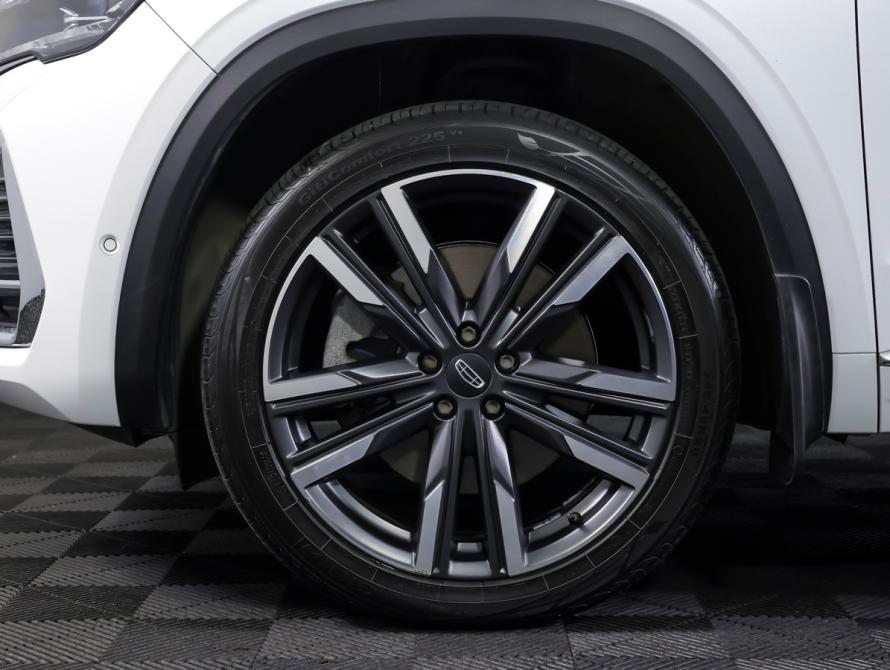 Geely Monjaro I Москва  - изображение 24